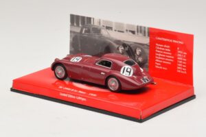Alfa Romeo 8C 2900B #19 R. Sommer / C. Biondetti 24 Hours of Le Mans Winner 1938 Minichamps 1:43 403120473 Métal — image 3 sur 4