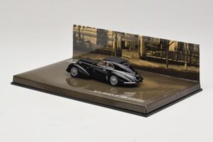 Alfa Romeo 8C 2900B Lungo Noir Minichamps 1:43 436120421 Métal — image 3 sur 5