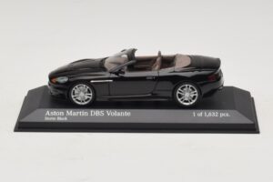 Aston Martin DBS Volante Noir Métallisé Minichamps 1:43 400137930 Métal