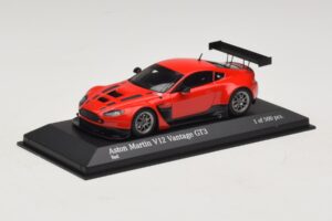 Aston Martin V12 Vantage GT3 Rouge Minichamps 1:43 4371121392 Métal — image 2 sur 4