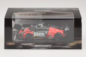 Audi R8 LMS Ultra #1 EK S. Asch / Stoll ADAC GT Masters 2013 Minichamps 1:43 437130101 Métal — image 5 sur 5