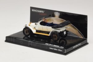 Audi Typ A Phaeton Blanc Bleu Minichamps 1:43 437019032 Métal — image 3 sur 5