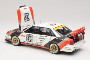 Audi V8 Quattro DTM #45 F. Biela Team AZR 1991 Minichamps 1:18 100911045 Métal — image 5 sur 8