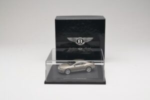 Bentley Continental GT Light Bronze Metallic Minichamps 1:43 BL834 Métal — image 4 sur 4