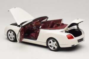 Bentley Continental GTC Blanc Boîte De Remplacement Minichamps 1:18 100139032-R1 Métal — image 5 sur 8