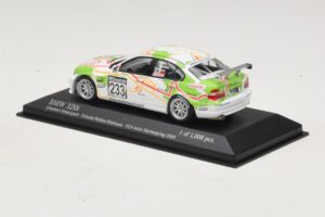 BMW 320i E46 #233 A. Priaulx / J. Muller Schubert Motorsport VLN Nurburgring 2005 Minichamps 1:43 400052433 Métal — image 3 sur 4