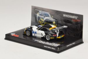 BMW Z4 GT3 Need for Speed Team #4 Hartung / Viebahn 24 Hours of Nürburgring 2011 Minichamps 1:43 437112904 Métal — image 3 sur 5