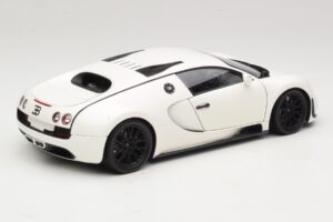 Bugatti Veyron Super Sport Blanc Minichamps 1:18 100110844 Métal — image 3 sur 8