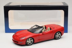 Chevrolet Corvette C6 Cabriolet Rouge AUTOart 1:18 71221 Métal — image 8 sur 8