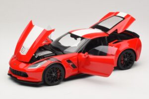 Chevrolet Corvette C7 Grand Sport Rouge avec Rayures Blanches AUTOart 1:18 71274 Composite — image 2 sur 8