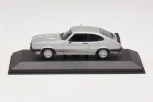 Ford Capri RS Mk1 Argent Minichamps 1:43 430085804 Métal