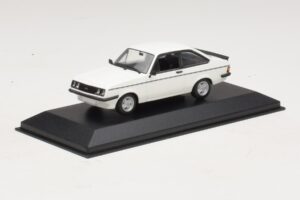 Ford Escort Mk1 TC Blanc Minichamps 1:43 400081070 Métal — image 2 sur 4