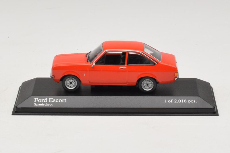 Ford Escort Mk2 Spanish Red Minichamps 1:43 Ford Escort Mk2 Spanish Red Minichamps 1:43 400084100 Métal