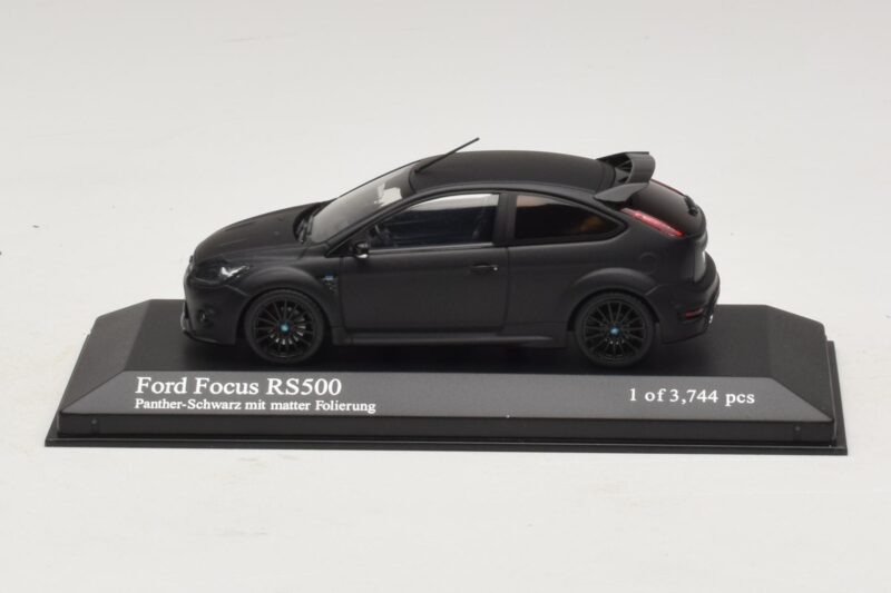 Ford Focus RS500 Mk2 Matte Black Minichamps 1:43 Ford Focus RS500 Mk2 Matte Black Minichamps 1:43 400088104 Métal