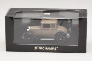 Ford Model A Standard Coupe Beige Minichamps 1:43 400082102 Métal — image 4 sur 4