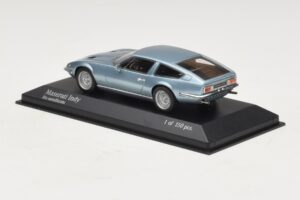 Maserati Indy Blue Metallic Minichamps 1:43 437123122 Métal — image 3 sur 4