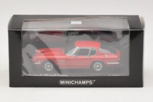 Maserati Mistral Rouge Minichamps 1:43 437123424 Métal — image 4 sur 4