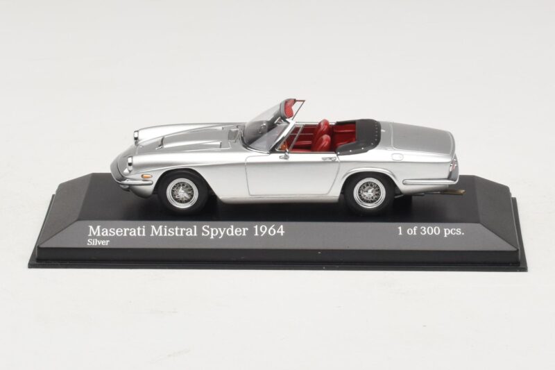 Maserati Mistral Spyder Argent Minichamps 1:43 437123431 Métal