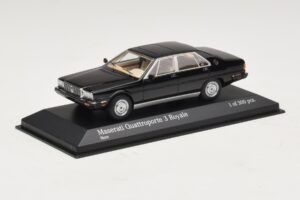Maserati Quattroporte III Royale Noir Minichamps 1:43 437123501 Métal — image 2 sur 4