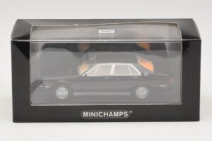 Maserati Quattroporte III Royale Noir Minichamps 1:43 437123501 Métal — image 4 sur 4