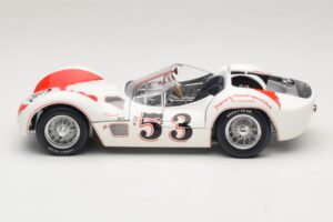 Maserati Tipo 61 #53 B. Krause Los Angeles Times Grand Prix Winner 1960 Minichamps 1:18 100601253 Métal — image 4 sur 8