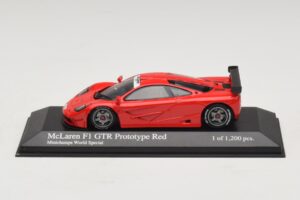 McLaren F1 GTR Prototype World Special Rouge Minichamps 1:43 MCLAREN007 Métal — image 3 sur 4