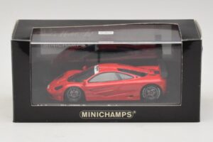 McLaren F1 GTR Prototype World Special Rouge Minichamps 1:43 MCLAREN007 Métal — image 4 sur 4