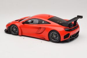 McLaren MP4-12C GT3 Rouge 2013 Minichamps 1:18 151121392 Métal — image 5 sur 6