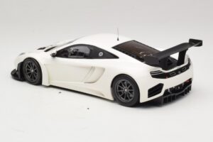 McLaren MP4-12C GT3 Blanc 2013 Minichamps 1:18 151121394 Métal — image 5 sur 6