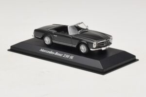Mercedes 230 SL W113 Gris Maxichamps 1:43 94003231 Métal — image 3 sur 4