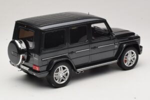Mercedes AMG G63 W463 Noir GT Spirit 1:18 GT035 Résine — image 2 sur 6