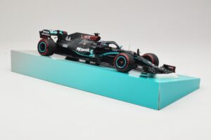 Mercedes AMG Petronas W11 EQ Performance #44 L. Hamilton 91st F1 Win Eifel GP 2020 Minichamps 1:18 113201144 Métal — image 4 sur 6