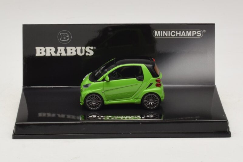 Mercedes Brabus Ultimate 120 Vert Minichamps 1:43 Mercedes Brabus Ultimate 120 Vert Minichamps 1:43 437032700 Métal