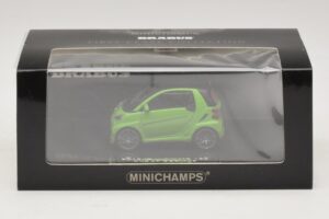 Mercedes Brabus Ultimate 120 Vert Minichamps 1:43 437032700 Métal — image 5 sur 5