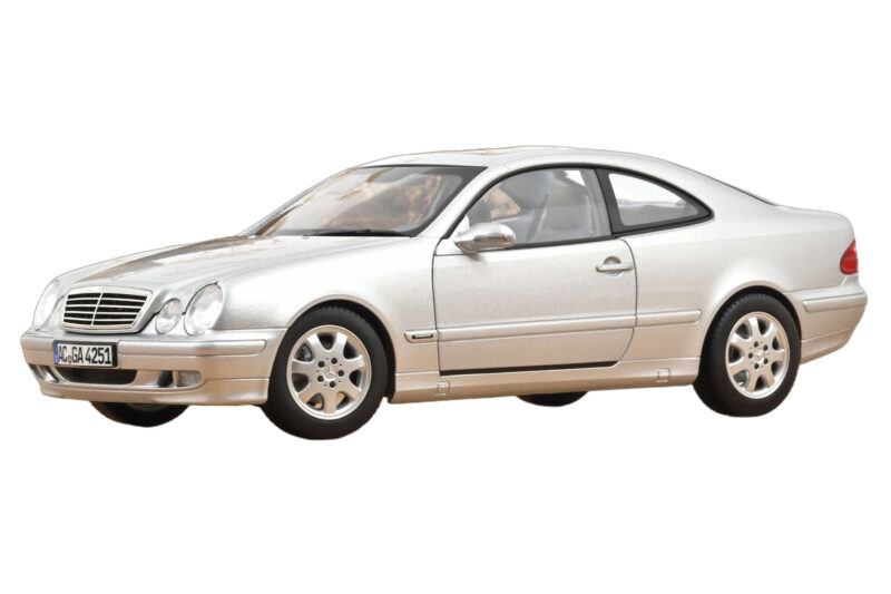 Mercedes CLK C208 Brilliant Silver Norev 1:18 Mercedes CLK C208 Brilliant Silver Norev 1:18 183335 Métal