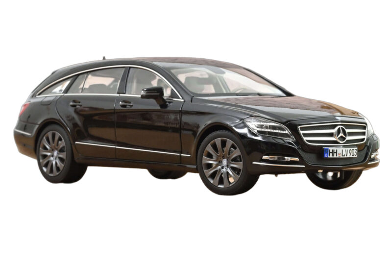 Mercedes CLS Shooting Brake X218 Obsidian Black Metallic Norev 1:18 Mercedes CLS Shooting Brake X218 Obsidian Black Metallic Norev 1:18 183944 Métal
