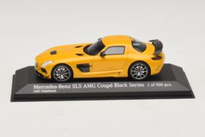 Mercedes SLS AMG C197 Black Series Doré Minichamps 1:43 437033022 Métal