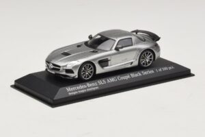 Mercedes SLS AMG C197 Black Series Gris Métallisé Minichamps 1:43 437033024 Métal — image 2 sur 4