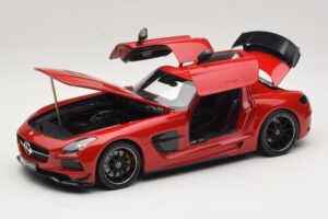 Mercedes SLS AMG C197 Black Series Rouge Minichamps 1:18 110033022 Métal — image 3 sur 8
