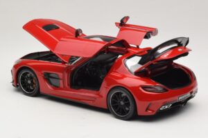 Mercedes SLS AMG C197 Black Series Rouge Minichamps 1:18 110033022 Métal — image 5 sur 8