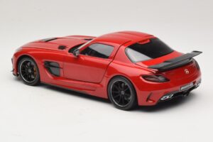 Mercedes SLS AMG C197 Black Series Rouge Minichamps 1:18 110033022 Métal — image 7 sur 8