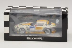 Mercedes SLS AMG GT3 #21 Rowe Racing Hartung / Heyer Nurburgring 24 Hours 2013 Minichamps 1:43 410133221 Métal — image 4 sur 4