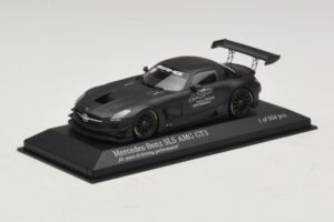 Mercedes SLS AMG GT3 45 Years of Driving Performance Noir Minichamps 1:43 410133200 Métal — image 2 sur 4