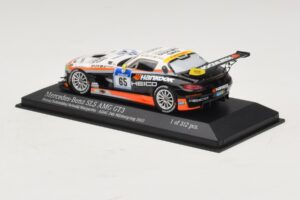 Mercedes SLS AMG GT3 #65 Hankook 24 Hours of Nurburgring 2012 Minichamps 1:43 437123265 Métal — image 3 sur 4