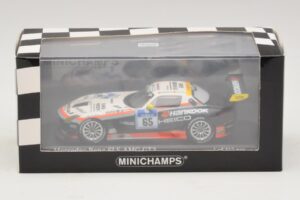 Mercedes SLS AMG GT3 #65 Hankook 24 Hours of Nurburgring 2012 Minichamps 1:43 437123265 Métal — image 4 sur 4
