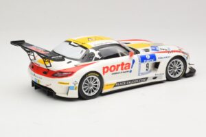Mercedes SLS AMG GT3 #9 B. Schneider / J. Bleekemolen Black Falcon 24 Hours of Nurburgring Winner 2013 Minichamps 1:18 151133 — image 2 sur 6