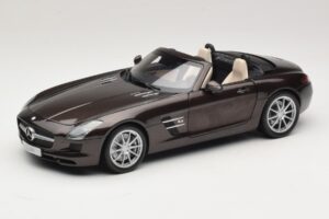 Mercedes SLS AMG Sepang Brown Minichamps 1:18 B66960080 Métal