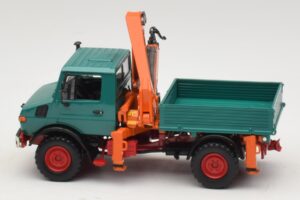 Mercedes Unimog 1300 L Benne avec Grue de Chargement Minichamps 1:43 439033000 Métal — image 3 sur 6