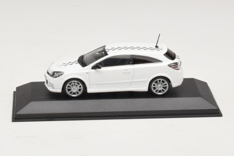 Opel Astra H OPC Nurburgring Edition Blanc Minichamps 1:43 ASTRA005 Métal