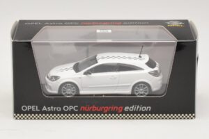 Opel Astra H OPC Nurburgring Edition Blanc Minichamps 1:43 ASTRA005 Métal — image 4 sur 4